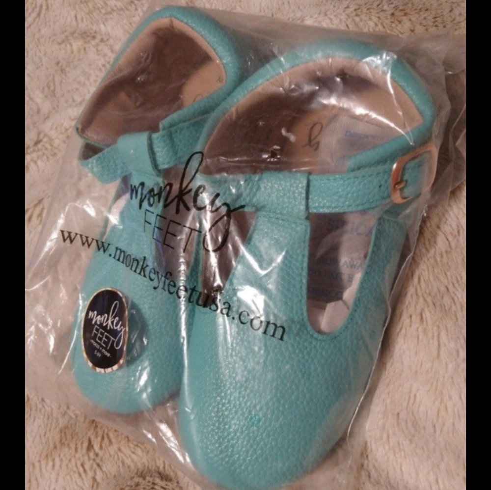 Monkey feet Seafoam Green Mary Jane vegan free shoes 5y